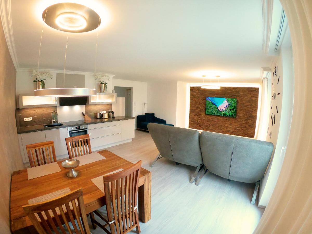 Antike & Modern Deluxe 2 Mit Terrasse Apartment Leipheim Luaran gambar